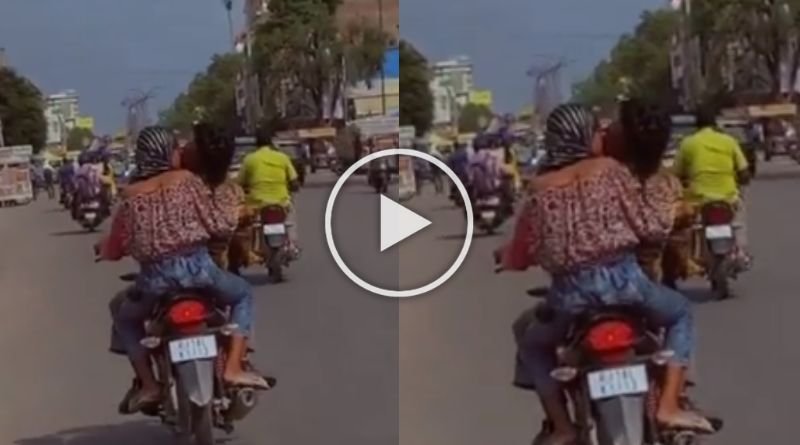 Video Sitting upside down on a running bike and doing pappy to girlfriend