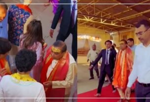 Mukesh Ambani visits Dwarkadhish after son Anant's pre-wedding function